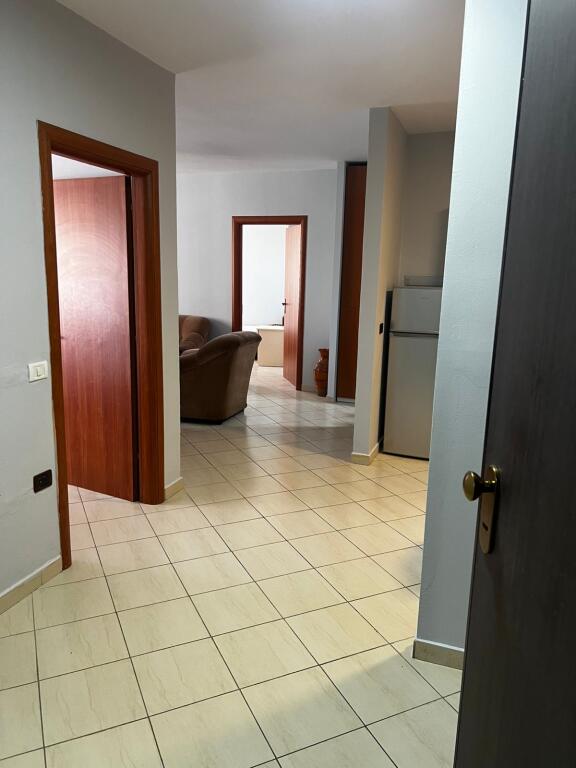 2+1,i mobiluar pas kompleksit vizion plus,450 mije leke