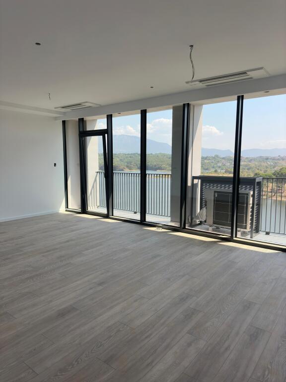 Rent 2+1 apartment for office at lake view residence Tirana lake