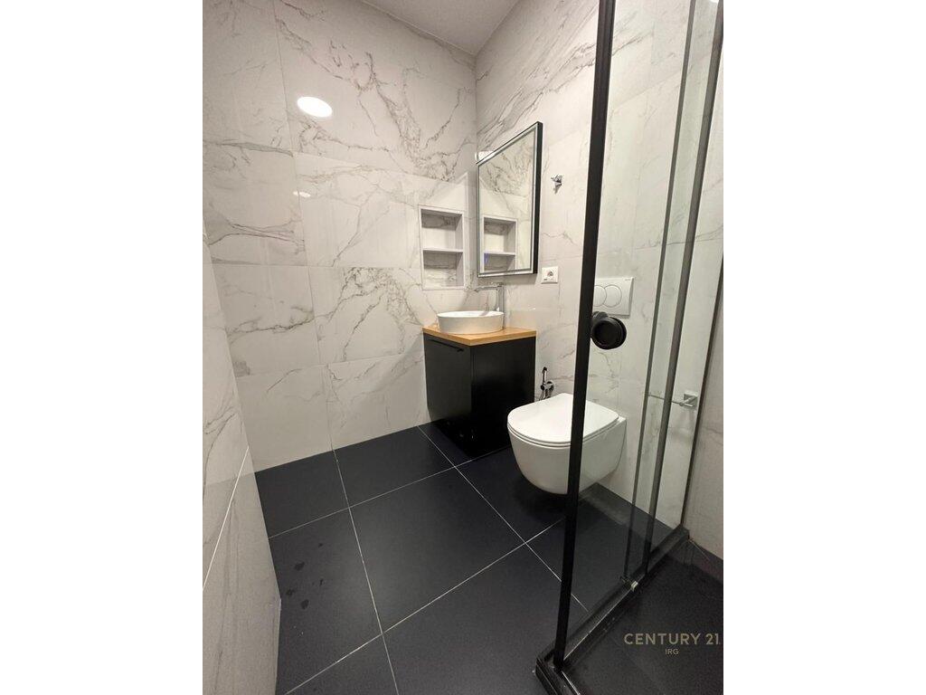 Apartament 3+1+Post Parkimi ne rrugen Jordan Misja!