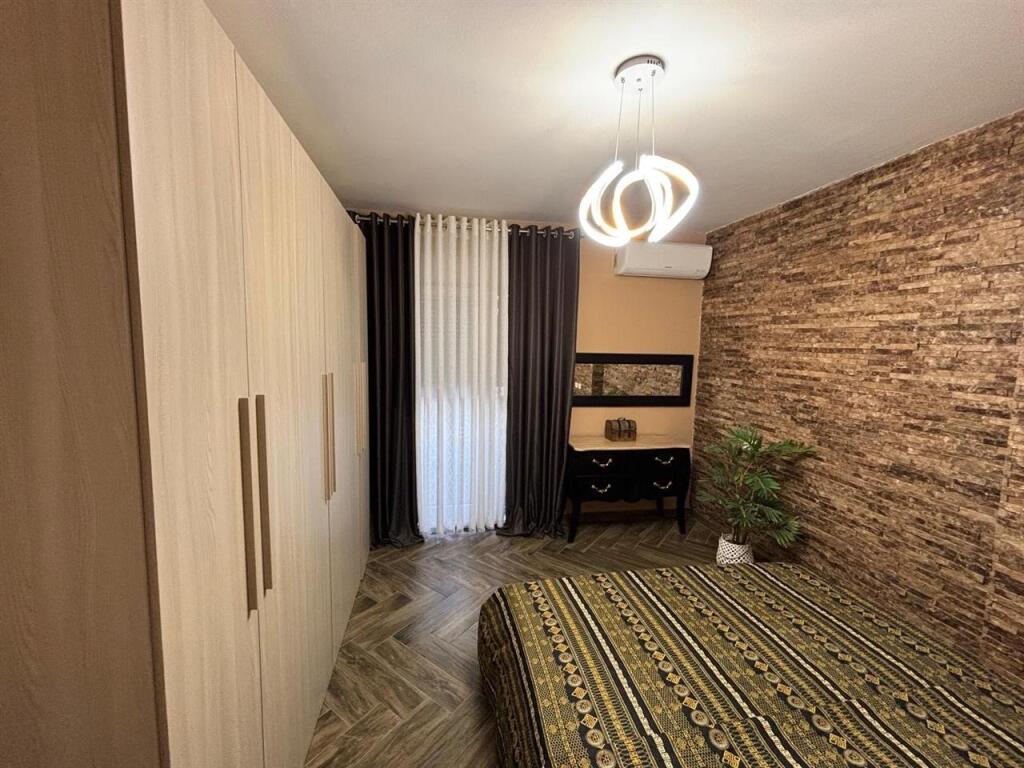 FOR RENT 2+1+1 21 DHJETORI MAGNET COMPLEX 75,000 LEKE