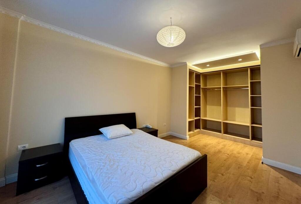 Jepet Me Qira Apartament 2+1 Prane UET