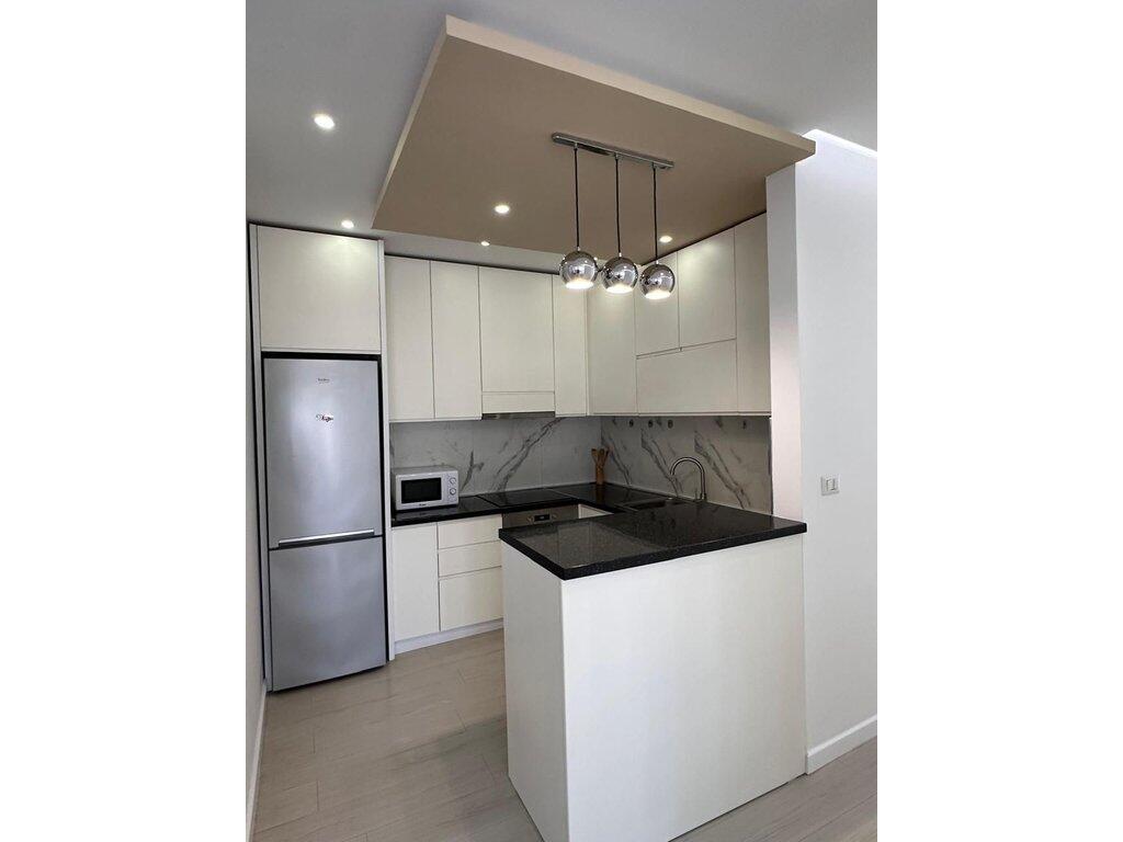 Astir, Apartament per qira 2+1+2 !