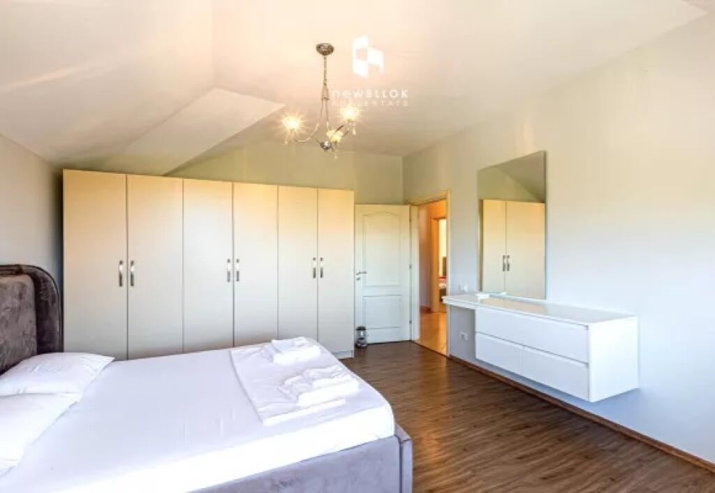 Jepet Me Qera : Apartament Fantastik ✨️ 2+1+2Wc &amp; 2 Parkime 780€ ( Liqeni Artificial - Shkolla Willson) Pamje Panoramike nga Liqeni 🏞