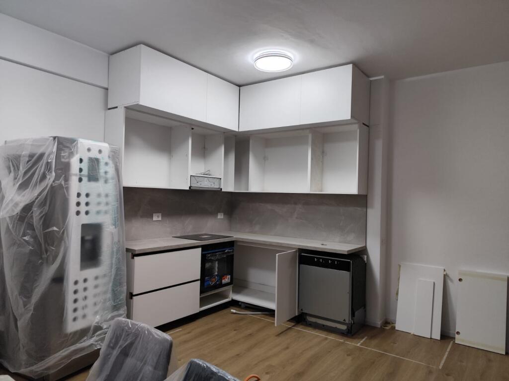 Jepet me qera apartament 2+1  Kompleksi OXA tek Fresku !