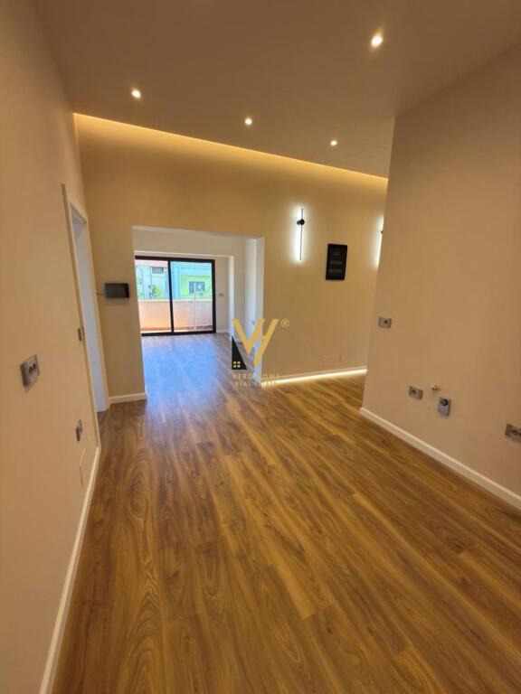 ENTRANCE 4+1+2 FOR RENT AT THE GERMAN VILLAS 1,900 EURO