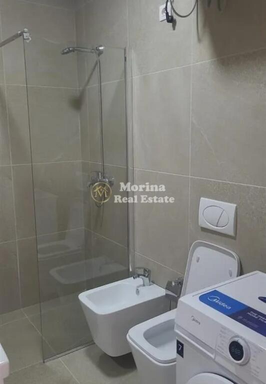 Qera, Apartament 1+1 Pazari i Ri, 600 euro/muaj