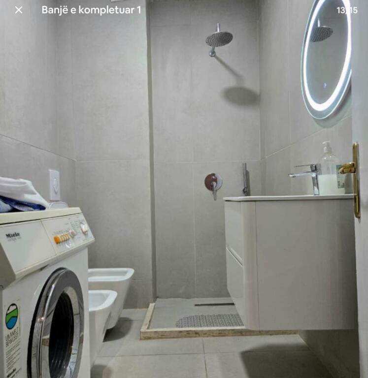 2+1,i mobiluar komune e parisit cmimi 850 euro