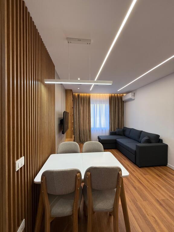 Shitet apartamenti 1+1, Durres, Plazh