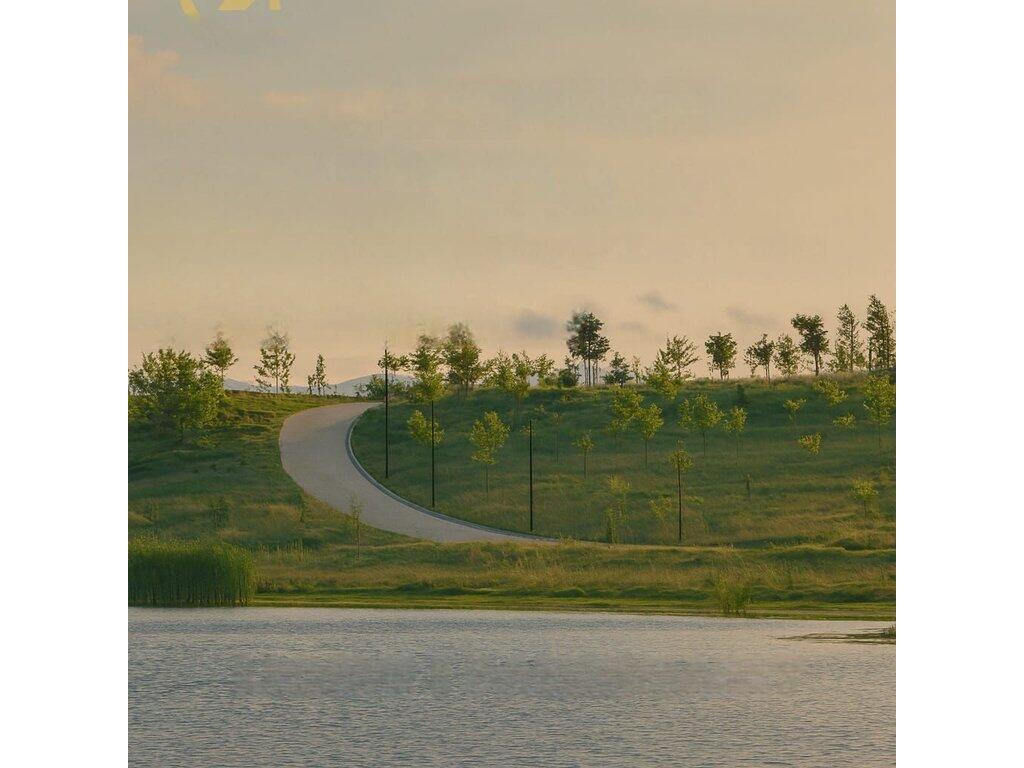 Lakeside Paskuqan, pranë Liqenit ofrojmë Apartament 2+1 për Shitje!