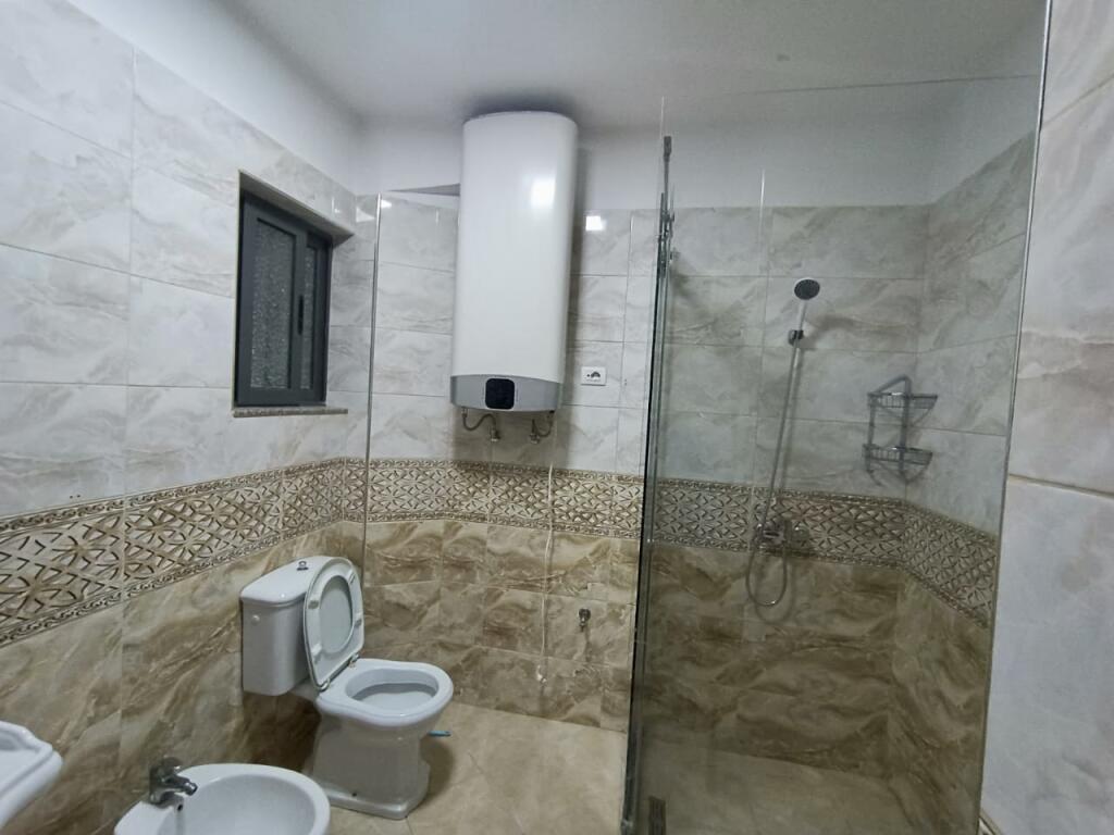 📣 QERA Apartament 3+1 Me 2 Tualete 📍 Kinostudio, Tirane ✨