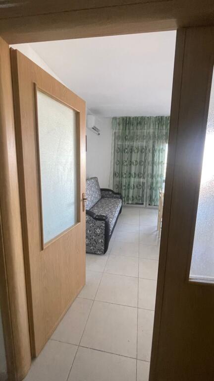 Apartament me qera 1+1 , Toçaku plazh Durres