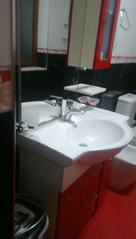🏡 Jepet me Qira Apartament 1+1+Aneks