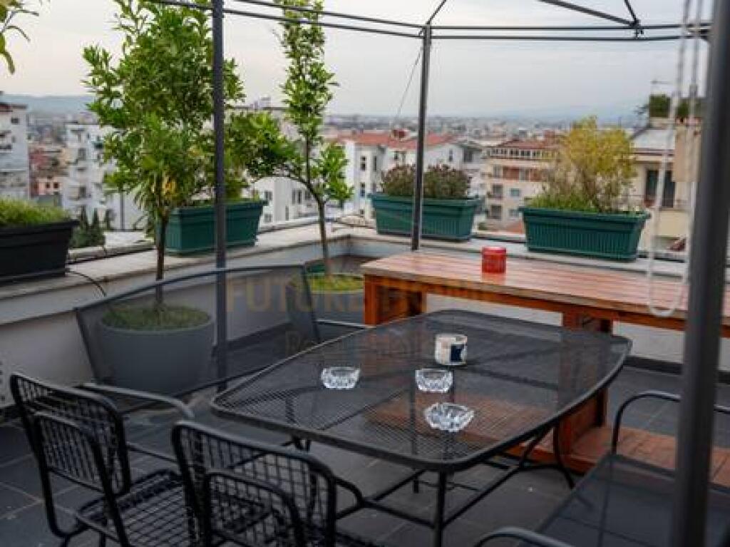 For sale, Penthouse, Kodra e Diellit, Tirana.