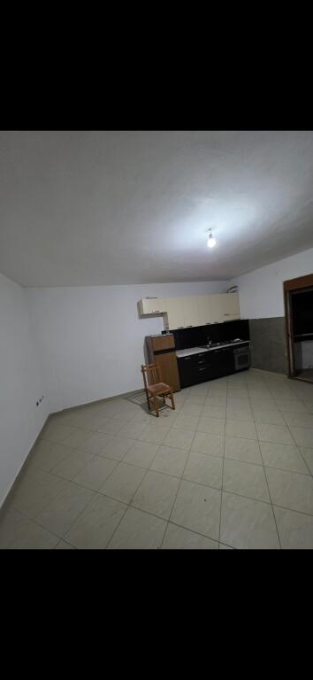 Fresk Jepet Apartament 2+1 Me Qera