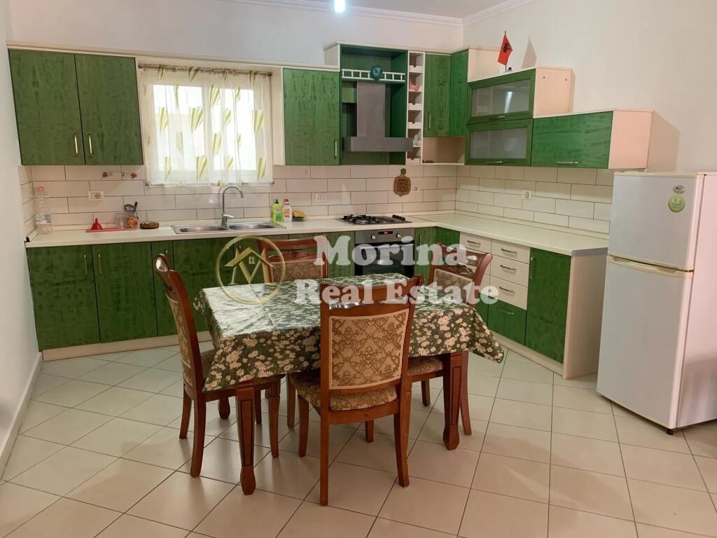 Qera, Apartament 2+1,Yzberisht , 500 euro/muaj