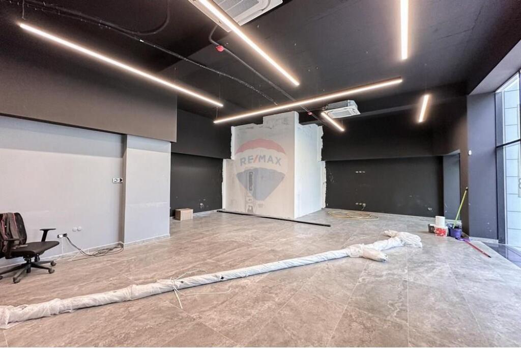 JEPET ME QIRA OBJEKT KOMERCIAL NE SAUK