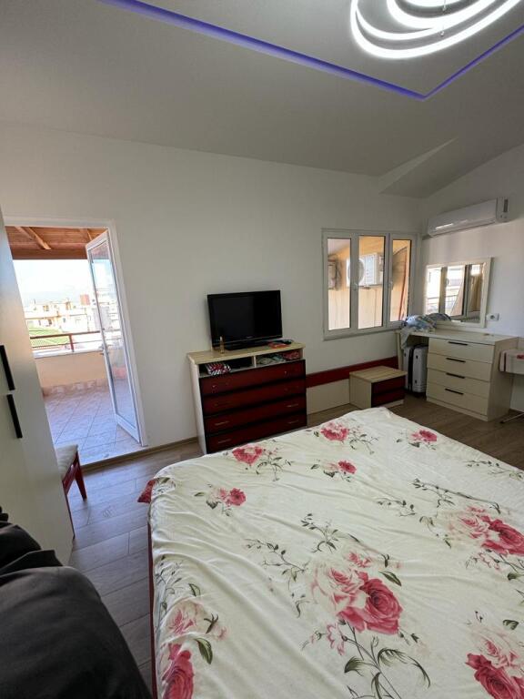 Jepet Apartament me Qera