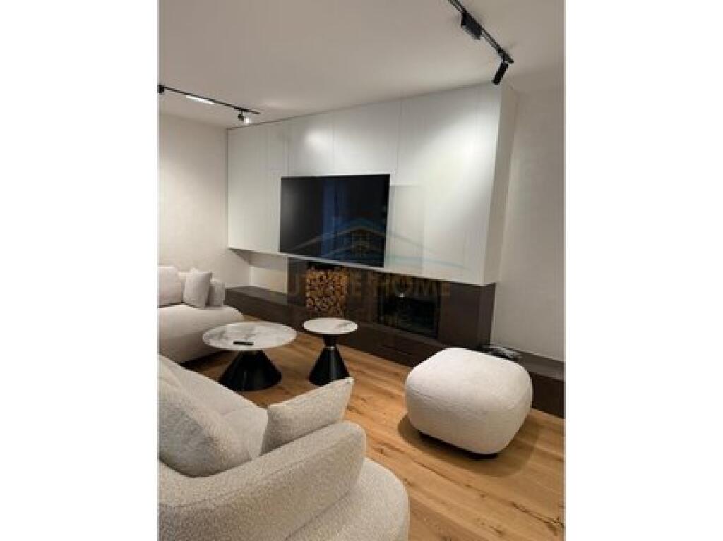 For sale, Penthouse 3+1+3+2 Parking Spaces, Dry Lake, Tirana.