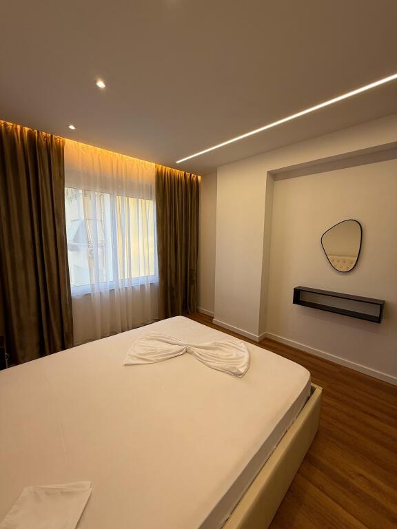 Shitet apartamenti 1+1, Durres, Plazh