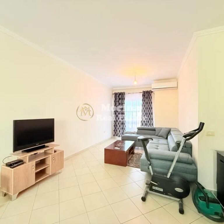 Qera, Apartament 2+1,Yzberisht , 500 euro/muaj