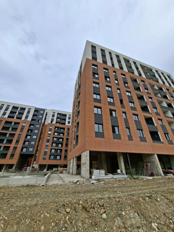 🏢Shitet Apartament 2+1+2 + 🅿️Post Parkingu | 📍Astir