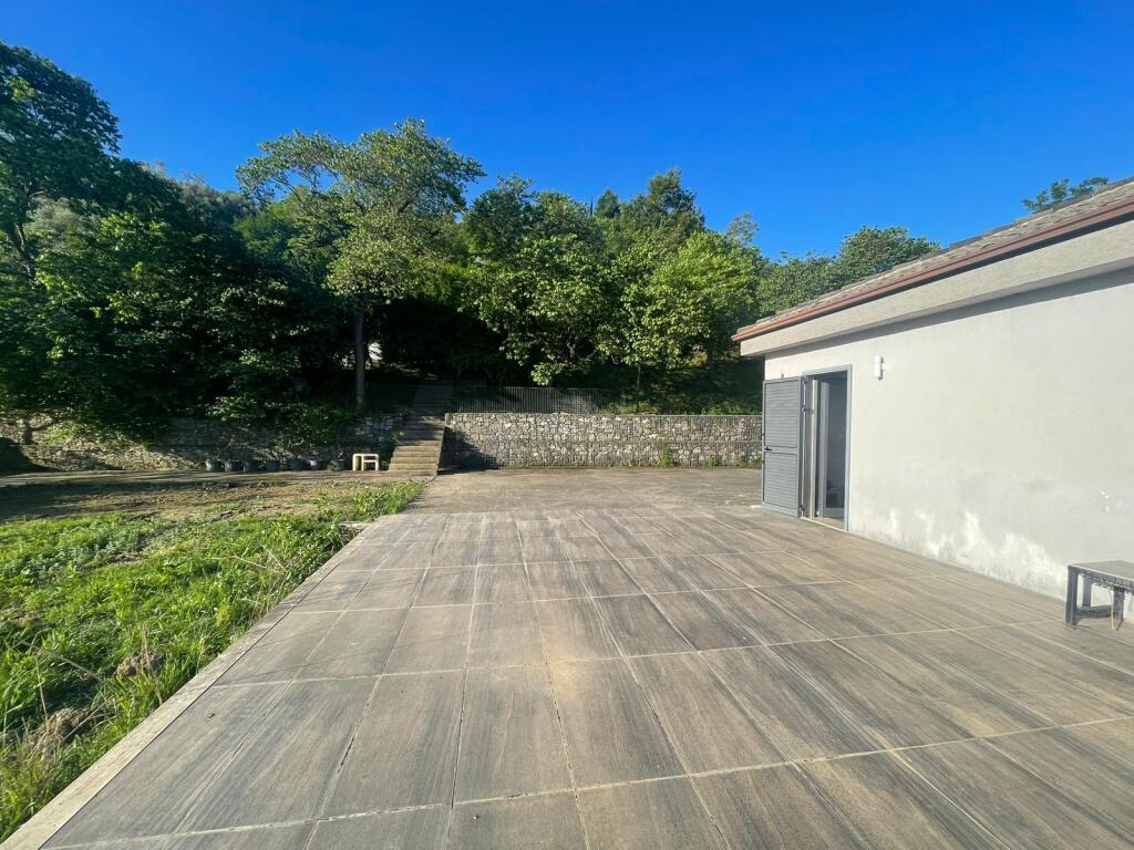 TERRENO+ CASA IN VENDITA A VISHNJE