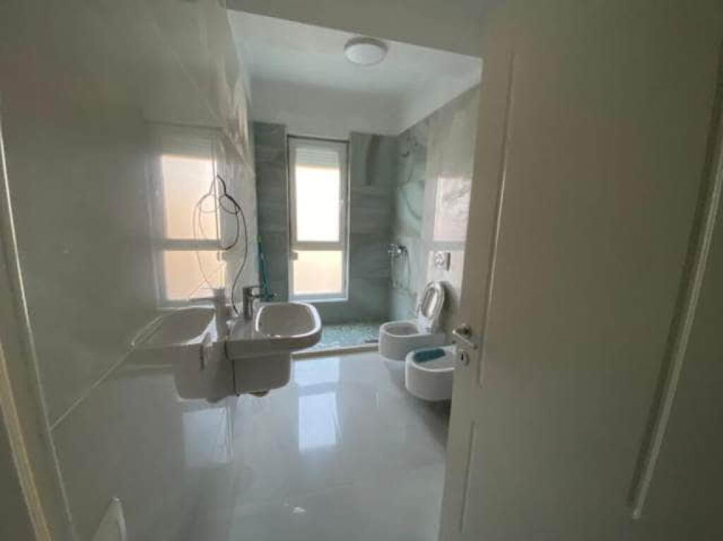 Apartament me qera 3+1 Tek 5 Maji (ID B2326) Tirane