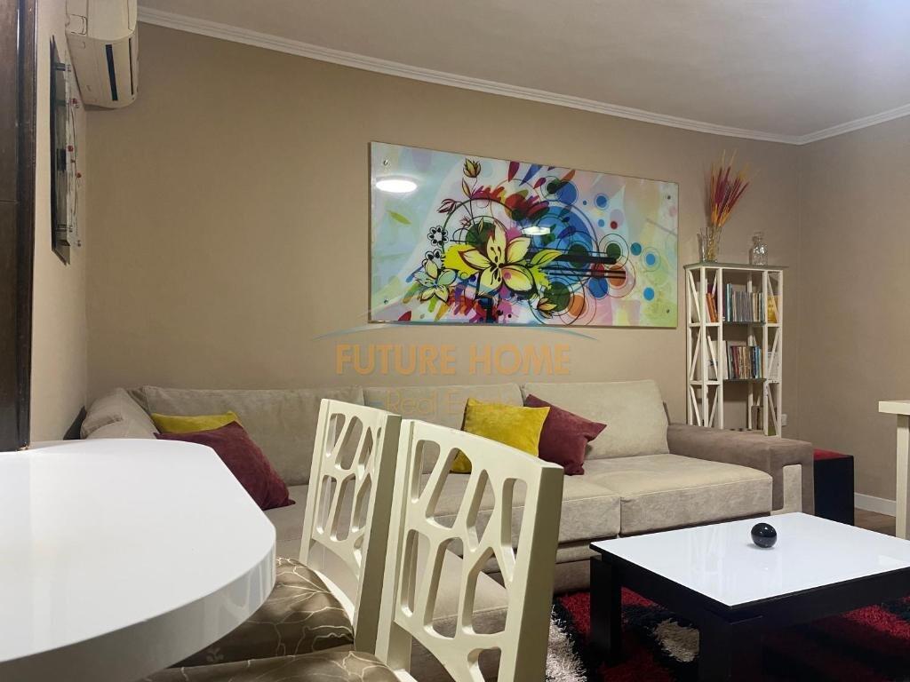 Qera, Apartament 2+1, Zogu i Zi