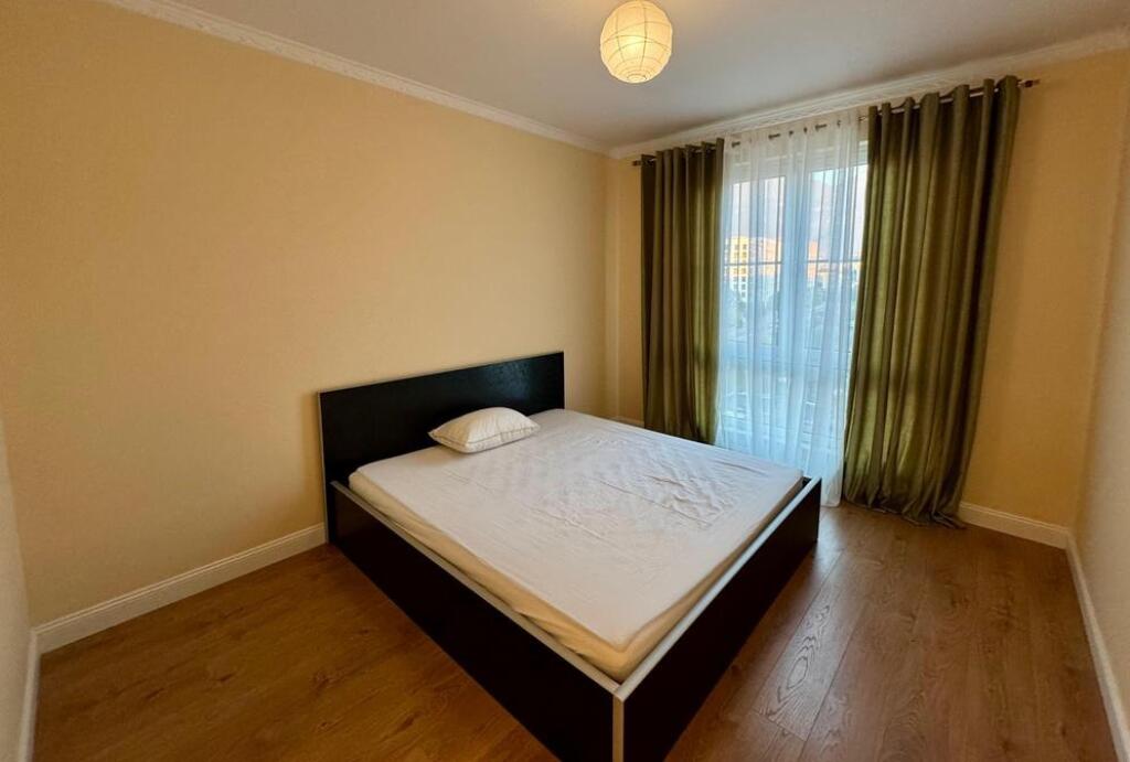 Jepet Me Qira Apartament 2+1 Prane UET