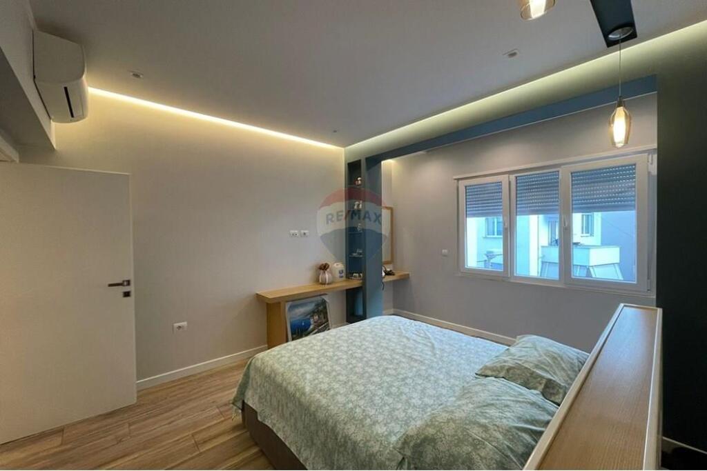 Apartament 3+1 me post parkimi tek K.Zoo!