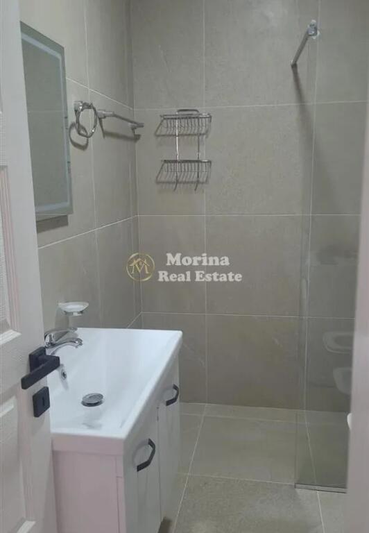 Qera, Apartament 1+1 Pazari i Ri, 600 euro/muaj