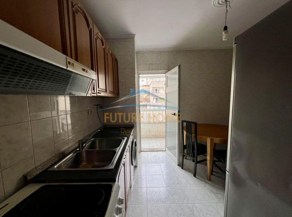 Affitto, Appartamento 2+1, Via Dritan Hoxha, Tirana
