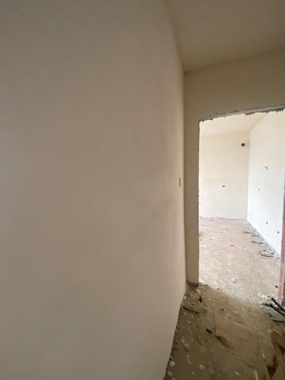 Shitet Apartment paskuqan