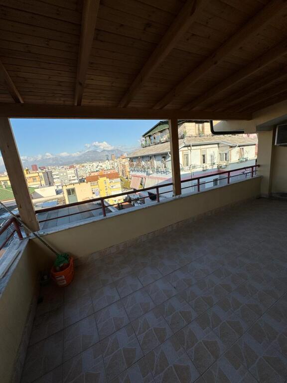 Jepet Apartament me Qera