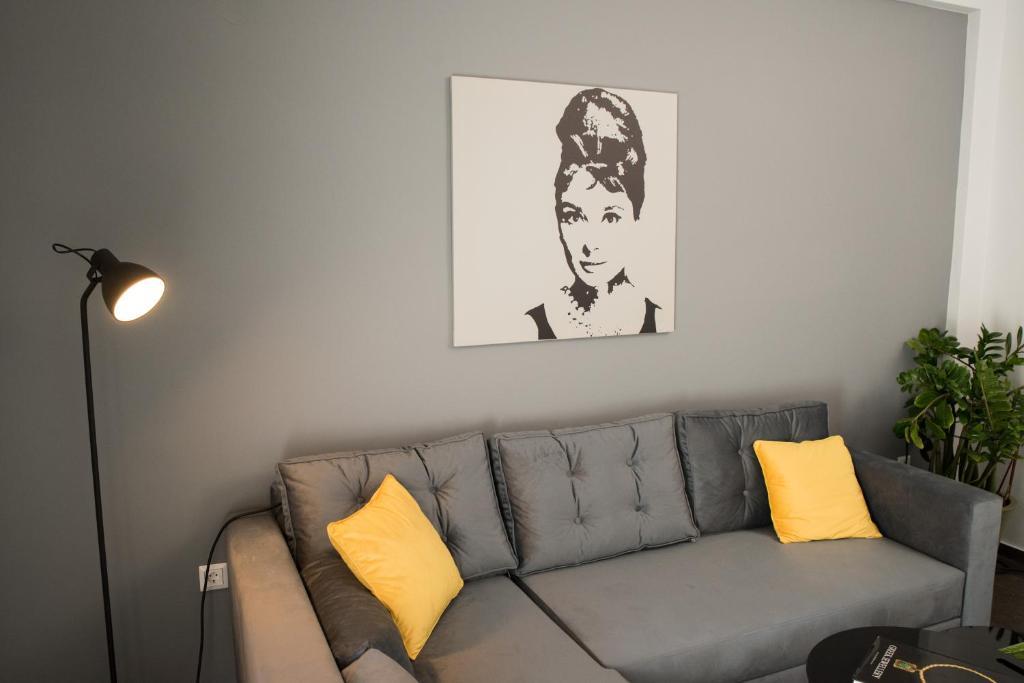 Apartment For Rent 1+1 Near the Train Station (ID B2101303) Tirana