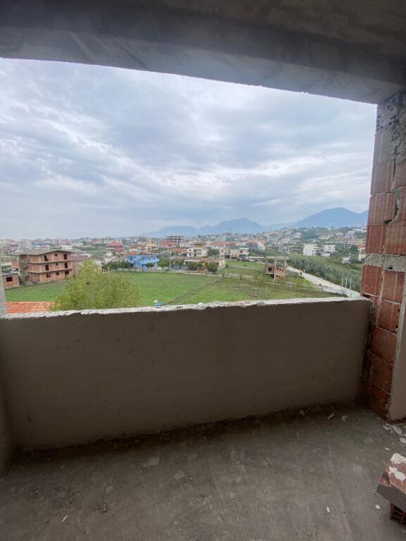 Shitet Apartment paskuqan