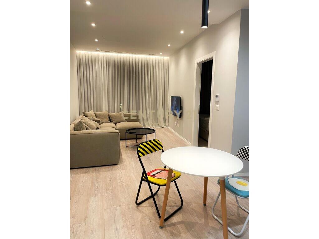 Apartment 1+1+ Parking Space for rent at Lake View, Kosovareve Street 1, 350 € /Month