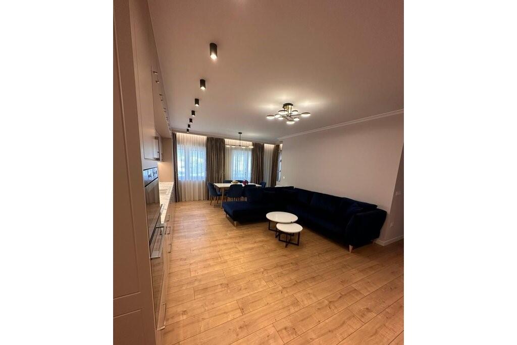 Appartamento Moderno 3+1 con Parcheggio in Via Jordan Misja – 125m², Completamente Arredato