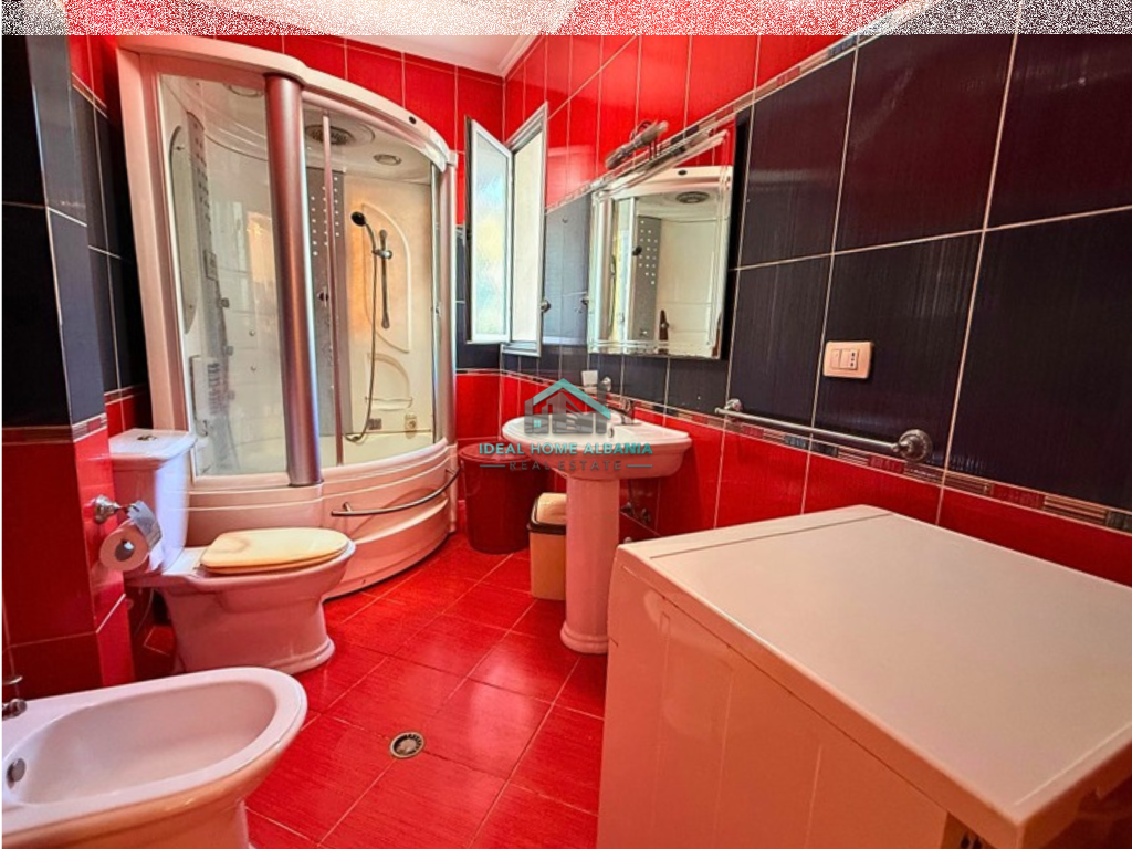 Apartament 2+1+2 Ne Shitje – Lungomare, Vlorë