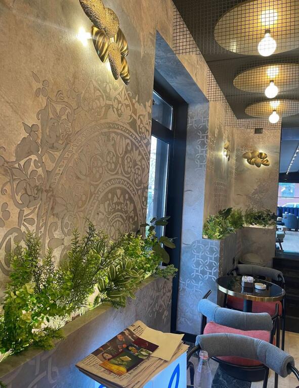 Commercial space opposite Harry Fultz