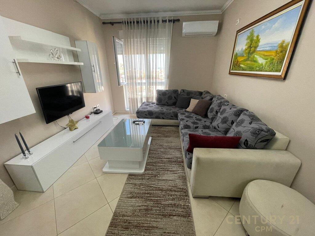Apartament 1+1 me Qira te Kompleksi Magnet, pranë 21 Dhjetorit