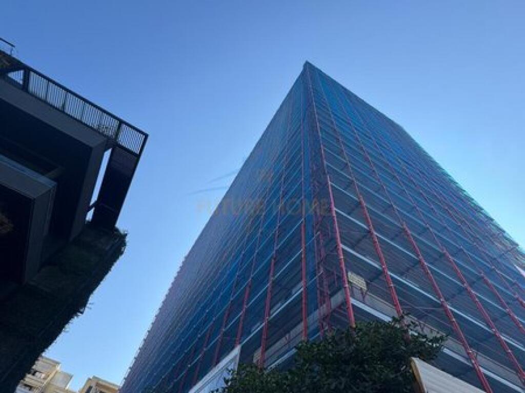 Shitet , Apartament Duplex 4+1 , Komuna Parisit