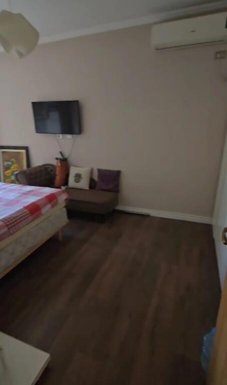 SHITET APARTAMENT 1+1 TEK BRRYLI