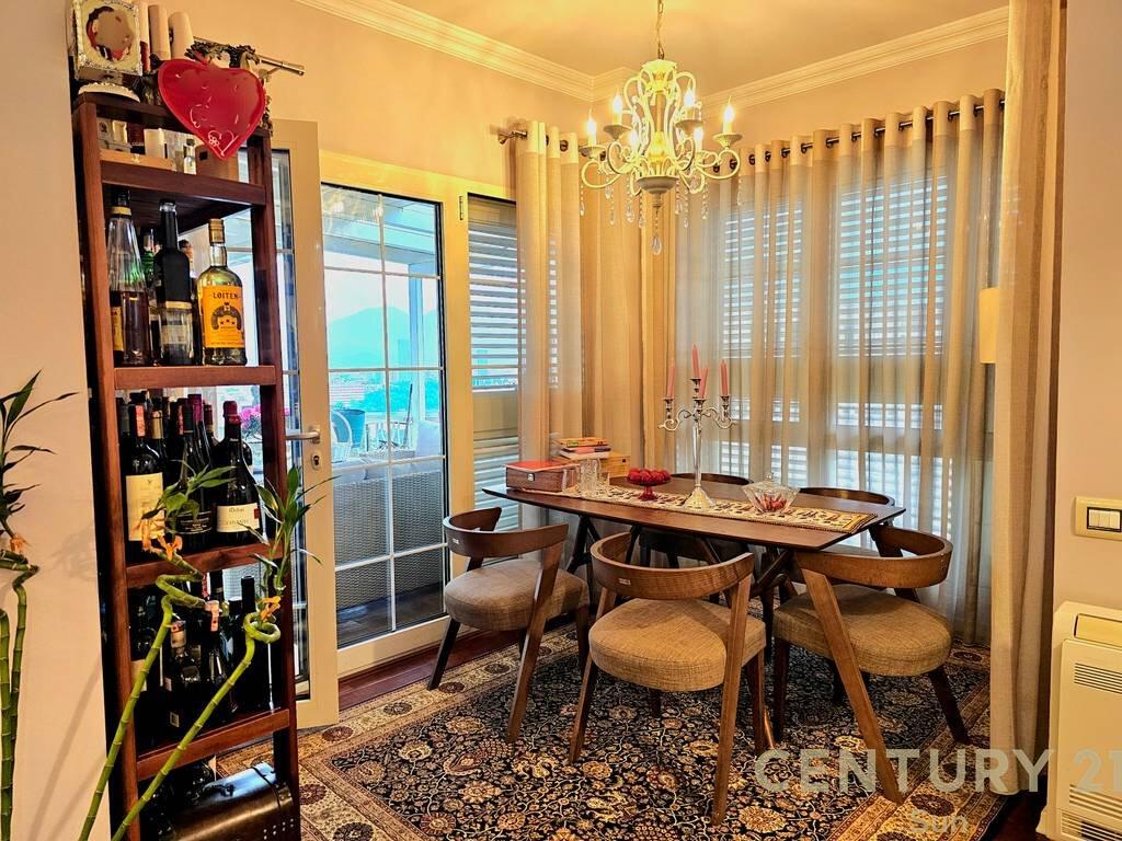 PENTHOUSE IN VENDITA VICINO AL LAGO ASCIUTTO. 325.000 €