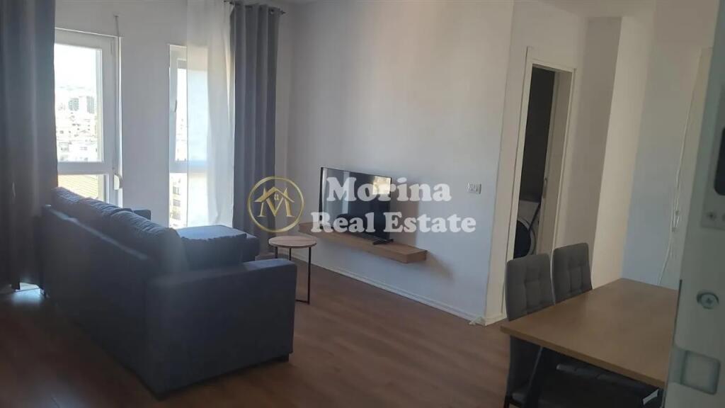 Qera, Apartament 1+1 Pazari i Ri, 600 euro/muaj