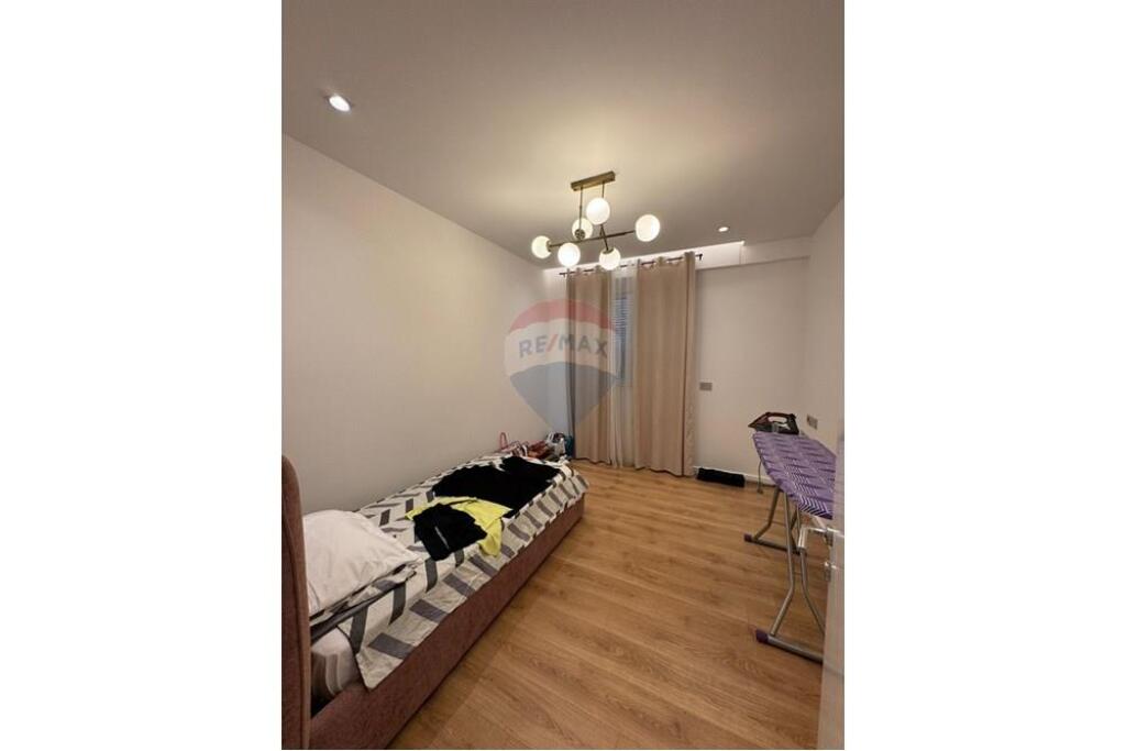 Jepet Apartament 3+1+2 Liqeni Thate