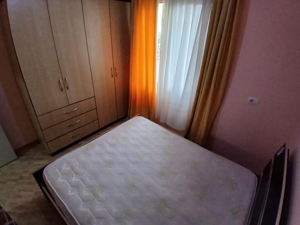 In Affitto Appartamento 1+1+1 Balcone