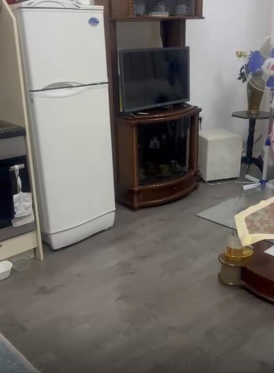 Jepet Me Qera Apartament 1+1+1 Ballkon