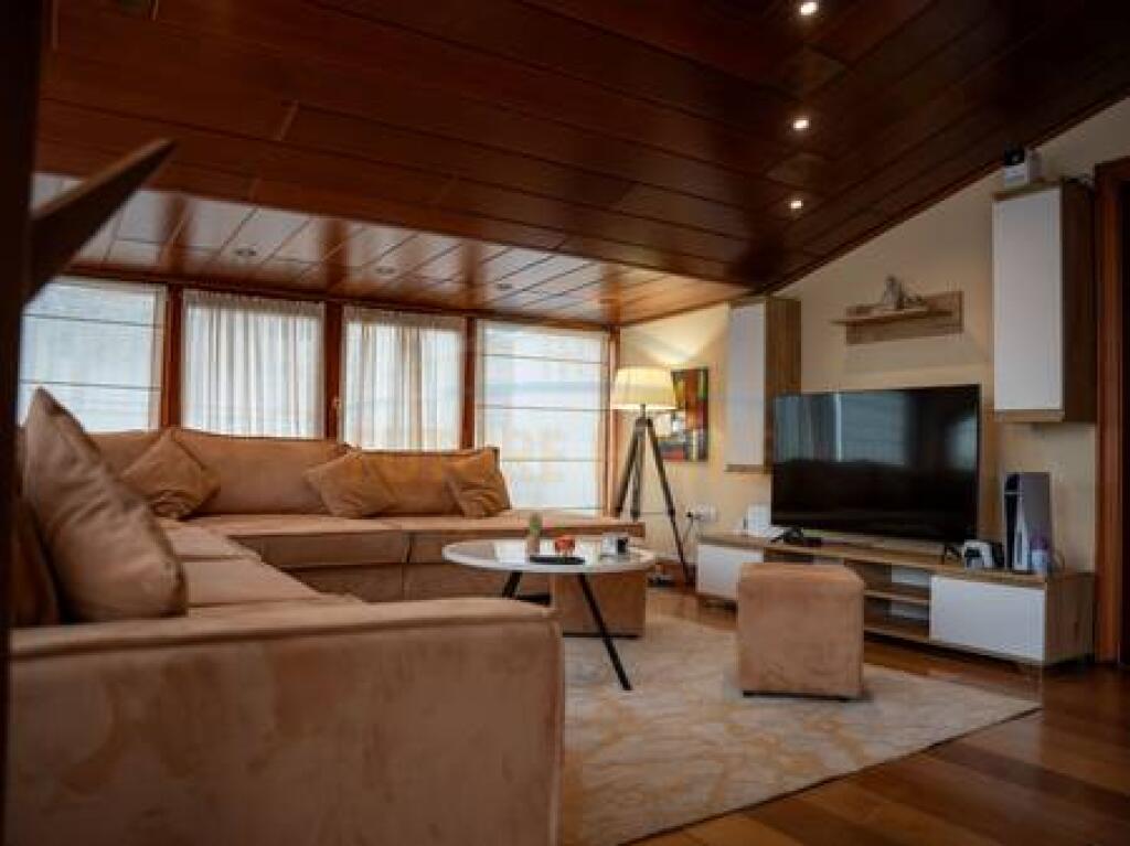 For sale, Penthouse, Kodra e Diellit, Tirana.