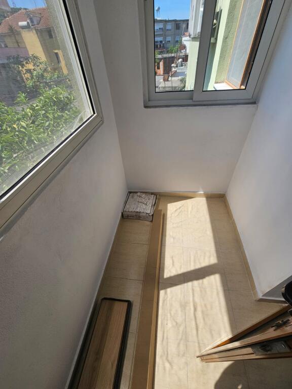 ✨Vendesi *Casa Privata* *1 Piano (3+1+2wc) +1 Piano seminterrato* + *Terreno* a 📍Kombinat, Tirana -- *185.000€*